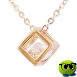 Joli Collier à Pendentif Cube Doré Et Au Faux Diamant - Mrbulle