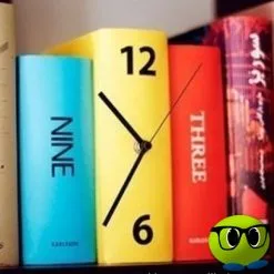 Horloge En Forme De Trois Livres - Mrbulle -Magasin De Décoration 7851 photo