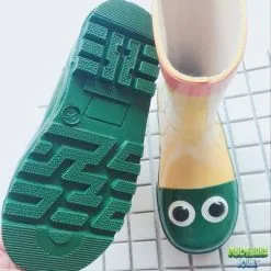 Dinosaure Jouet Dessin Animé Dinosaure Vert Bottes Jaunes -Magasin De Décoration dessin anime dinosaure vert bottes jaunes dinosaure jouet 827